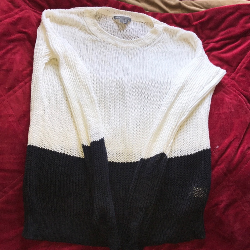 Knitted long sleeve shirt